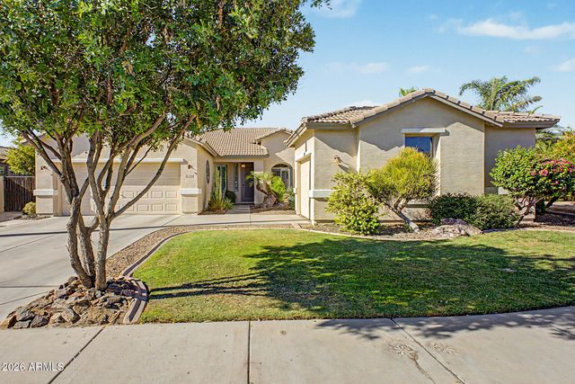1748 E IRIS Drive, Chandler, AZ 85286