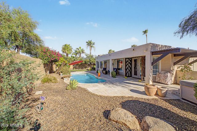 1748 E IRIS Drive, Chandler, AZ 85286