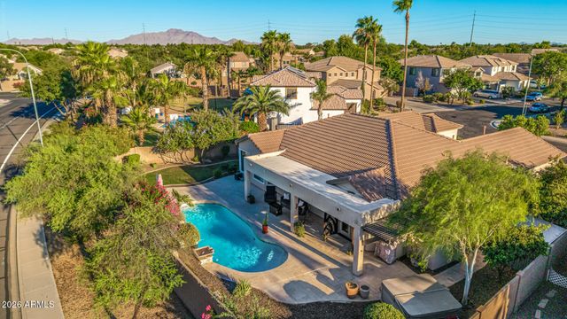 1748 E IRIS Drive, Chandler, AZ 85286