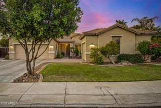 1748 E IRIS Drive, Chandler, AZ 85286