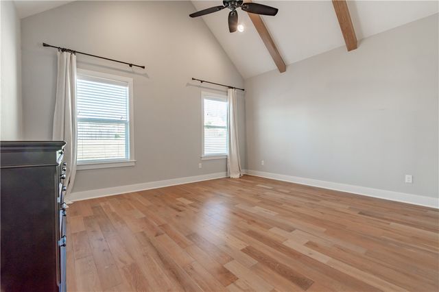 2787 N Chapel Drive, Fayetteville, AR 72704