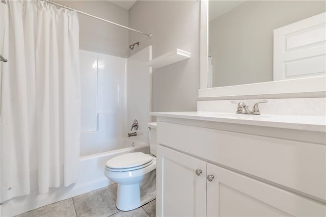 2787 N Chapel Drive, Fayetteville, AR 72704