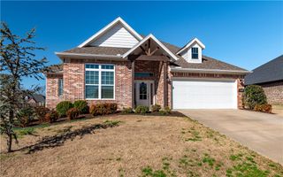 2787 N Chapel Drive, Fayetteville, AR 72704