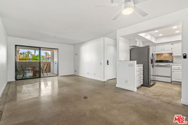 222 N Calle El Segundo 560, Palm Springs, CA 92262