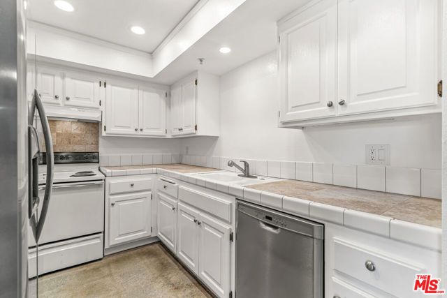 222 N Calle El Segundo 560, Palm Springs, CA 92262