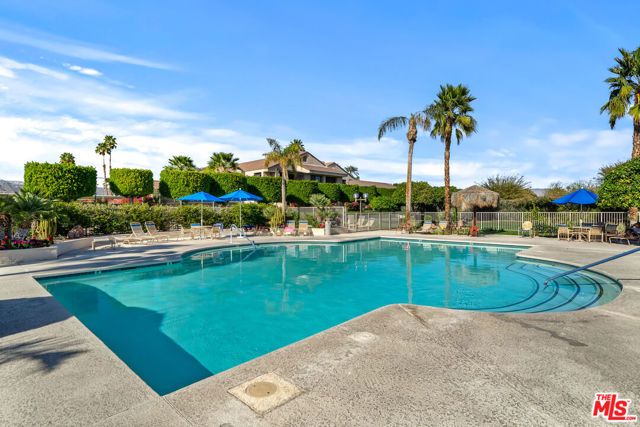 222 N Calle El Segundo 560, Palm Springs, CA 92262