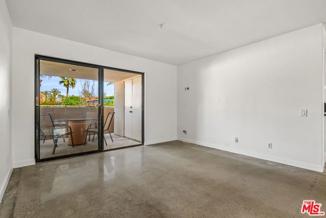 222 N Calle El Segundo 560, Palm Springs, CA 92262