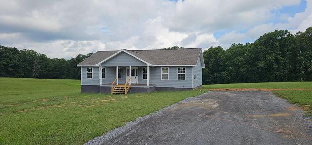 1368 Bennie Camp Road, Dunlap, TN 37327
