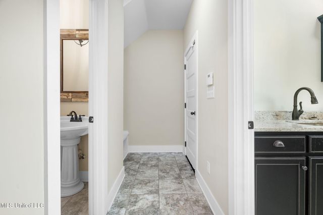 4721 Pleasant Breeze Drive, Olive Branch, MS 38654