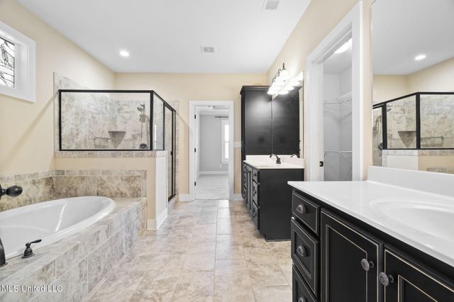 4721 Pleasant Breeze Drive, Olive Branch, MS 38654