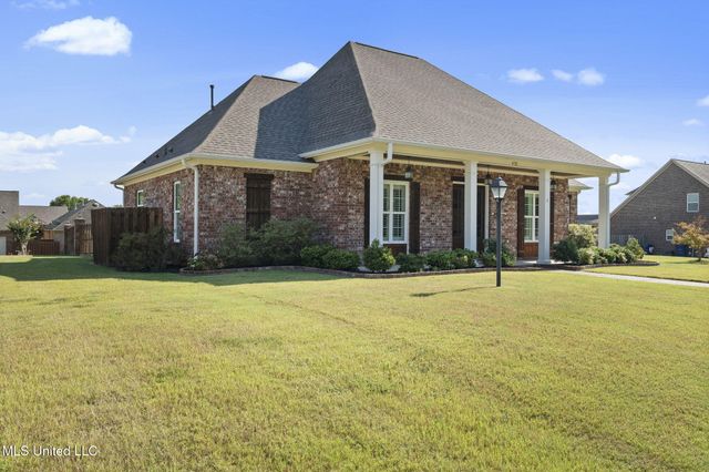 4721 Pleasant Breeze Drive, Olive Branch, MS 38654