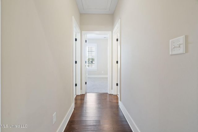 4721 Pleasant Breeze Drive, Olive Branch, MS 38654