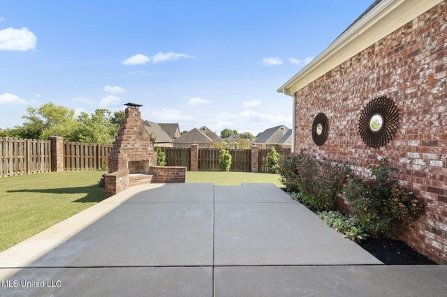 4721 Pleasant Breeze Drive, Olive Branch, MS 38654