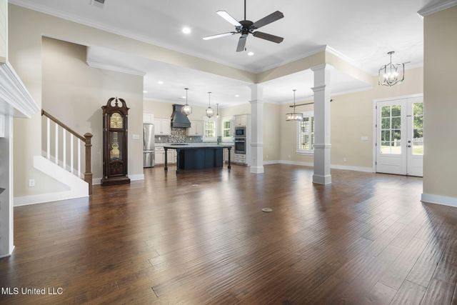 4721 Pleasant Breeze Drive, Olive Branch, MS 38654