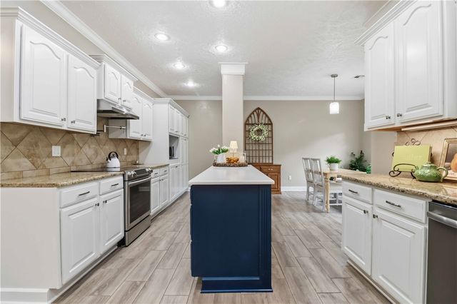 171 W Trotters Crossing, Farmington, AR 72730