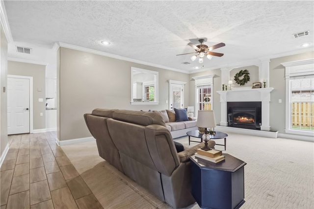 171 W Trotters Crossing, Farmington, AR 72730