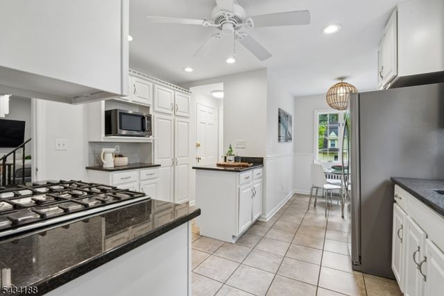 43 Burr Rd, Maplewood Twp., NJ 07040