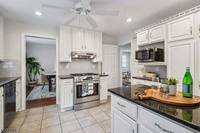 43 Burr Rd, Maplewood Twp., NJ 07040
