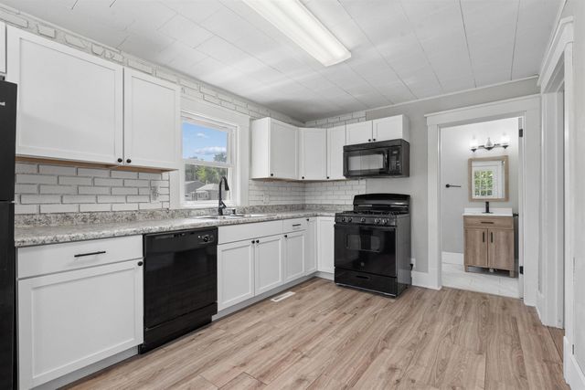 802 Railroad Street, Parkersburg, IA 50665
