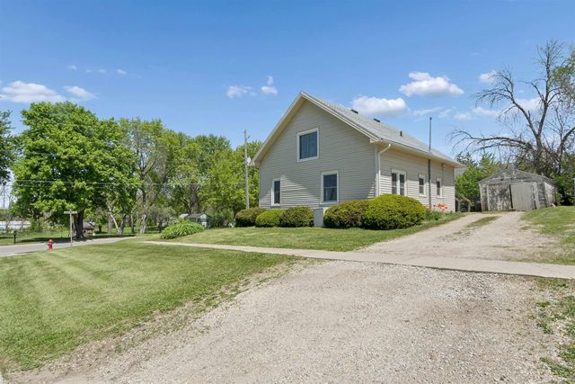 802 Railroad Street, Parkersburg, IA 50665