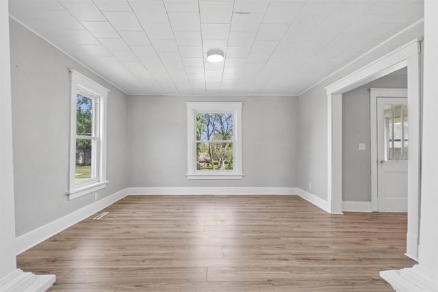 802 Railroad Street, Parkersburg, IA 50665