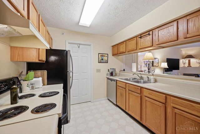 3131 Preserve Lane, Colerain Twp, OH 45239