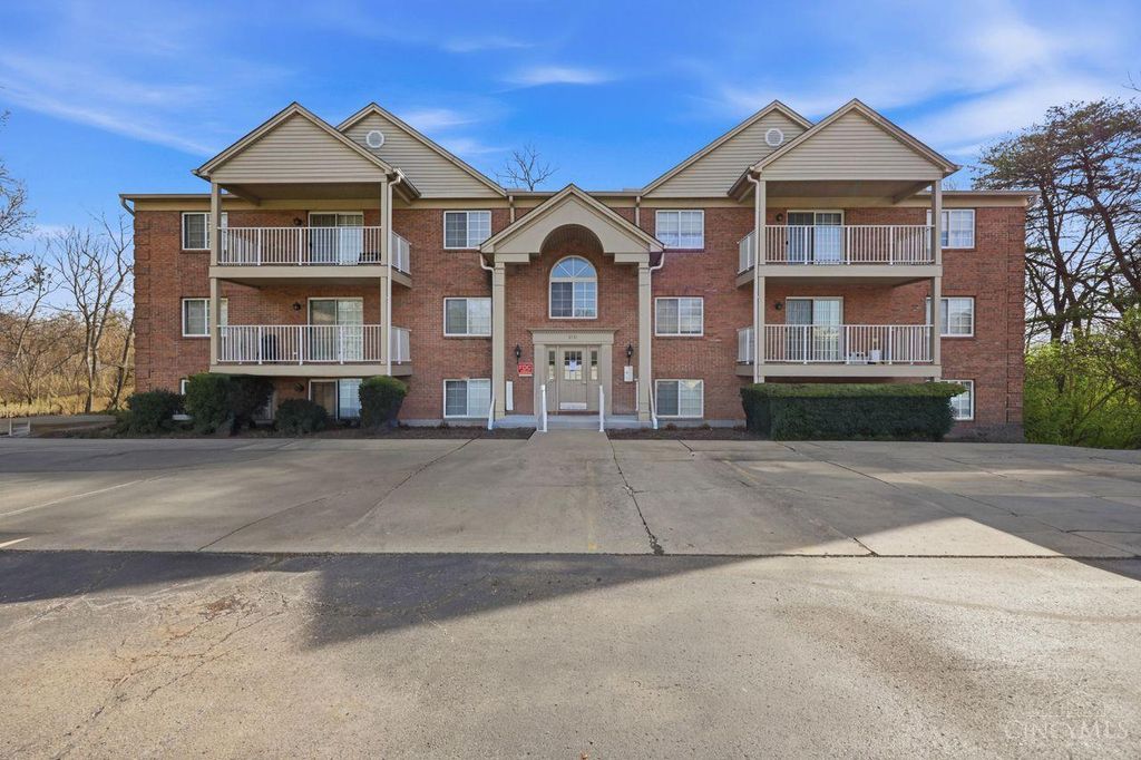 3131 Preserve Lane, Colerain Twp, OH 45239