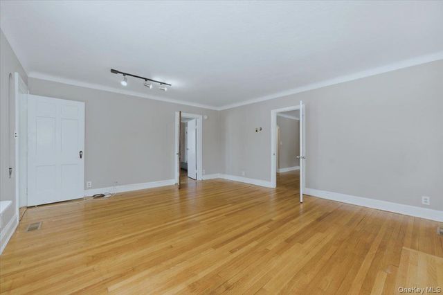 801 Main Street, Farmingdale, NY 11735