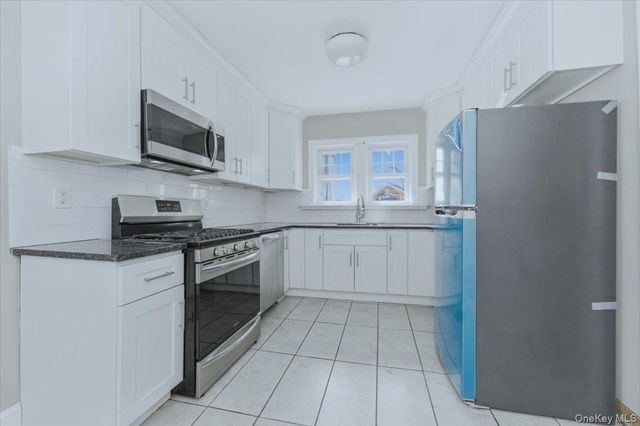 801 Main Street, Farmingdale, NY 11735