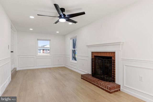 32 CONSTITUTION BLVD, New Castle, DE 19720