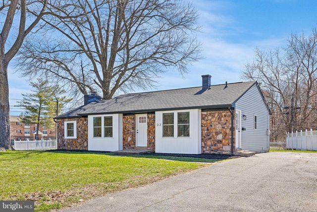32 CONSTITUTION BLVD, New Castle, DE 19720