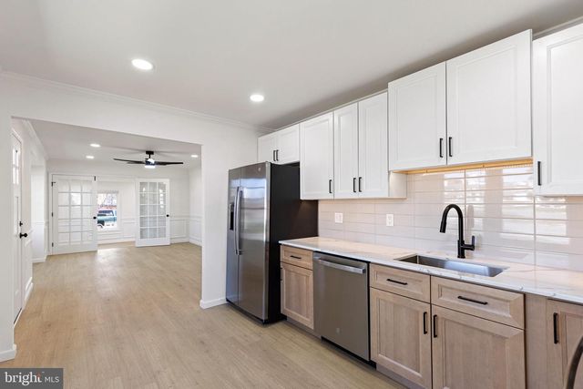 32 CONSTITUTION BLVD, New Castle, DE 19720