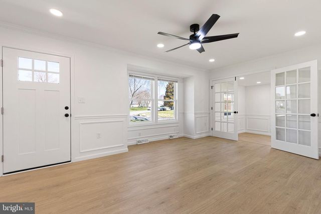 32 CONSTITUTION BLVD, New Castle, DE 19720