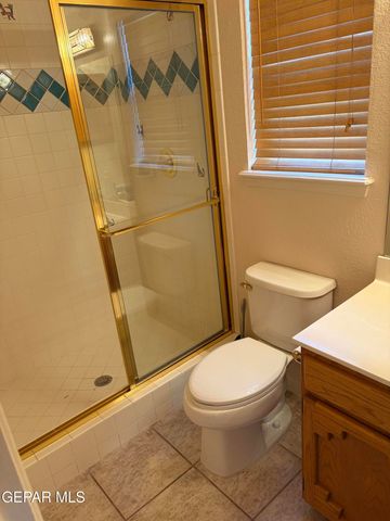 320 AVENIDA MIRADOR, Santa Teresa, NM 88008