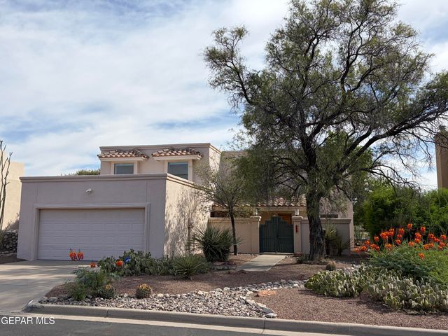 320 AVENIDA MIRADOR, Santa Teresa, NM 88008