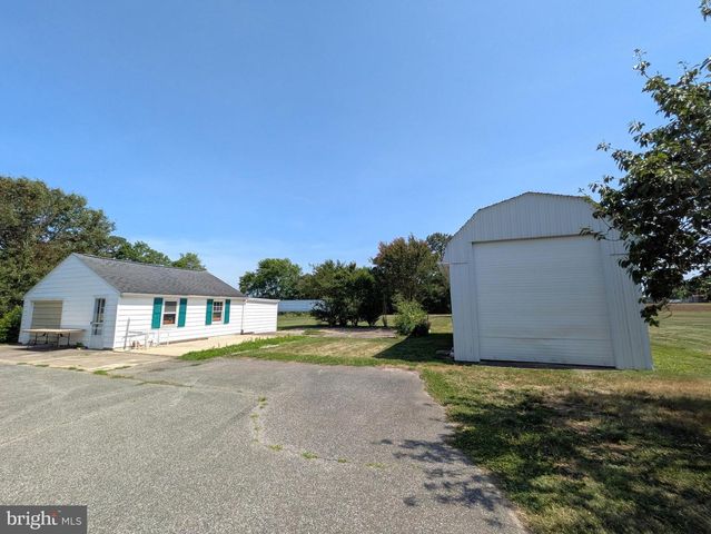 8524 HICKMAN RD, Greenwood, DE 19950