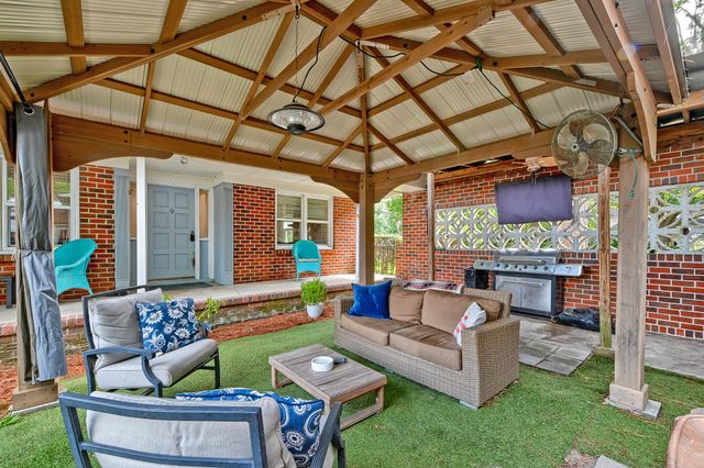 843 Trent Street, Charleston, SC 29414