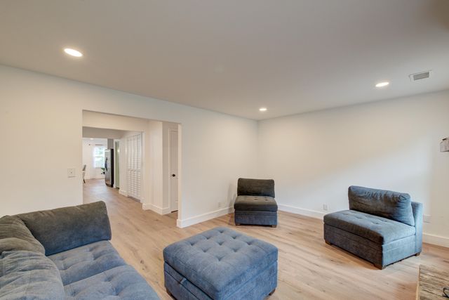 843 Trent Street, Charleston, SC 29414