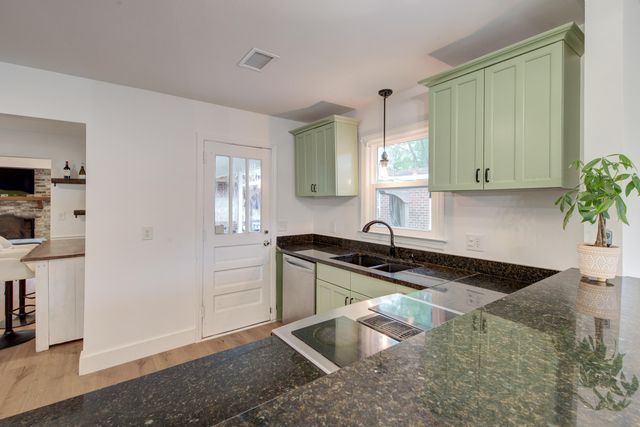 843 Trent Street, Charleston, SC 29414