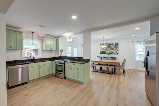 843 Trent Street, Charleston, SC 29414