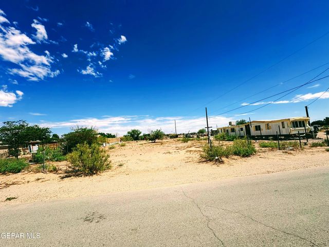 15031 Colonia Campo Road, Clint, TX 79938