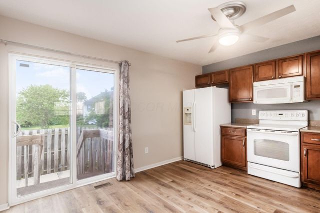 952 Hartford Village Boulevard, Columbus, OH 43228