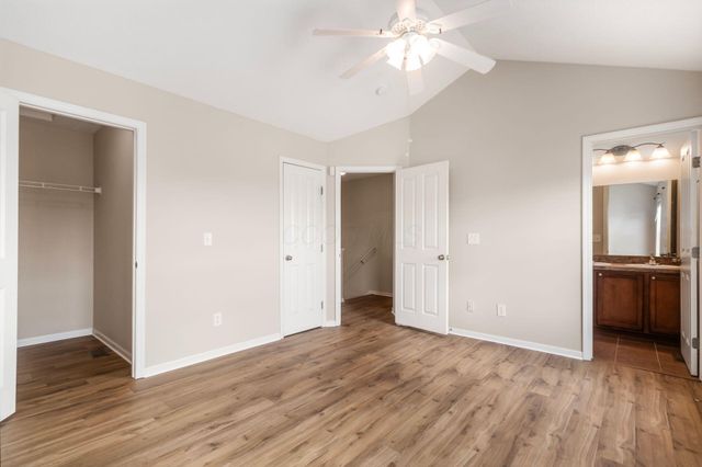 952 Hartford Village Boulevard, Columbus, OH 43228