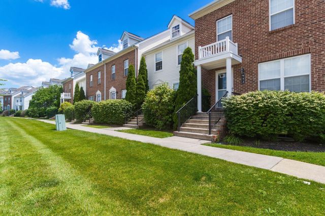 952 Hartford Village Boulevard, Columbus, OH 43228