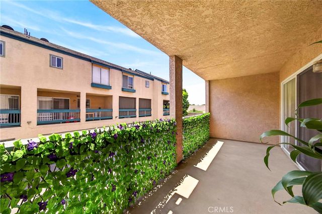 22123 S Figueroa Street 142, Carson, CA 90745