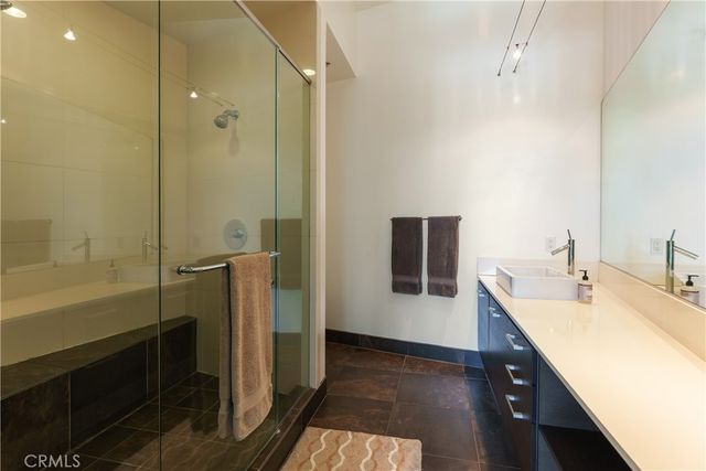 13320 Beach Avenue 301, Marina Del Rey, CA 90292