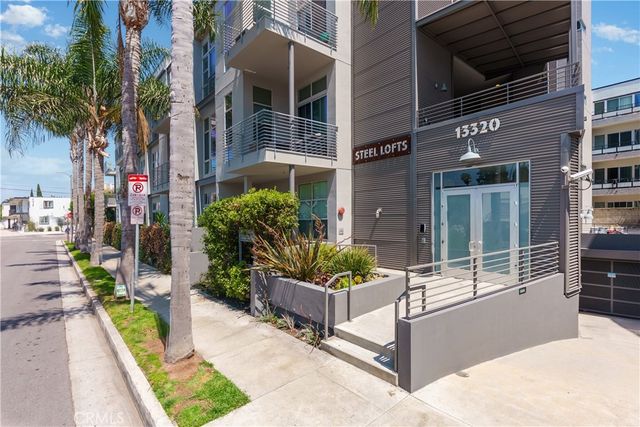 13320 Beach Avenue 301, Marina Del Rey, CA 90292