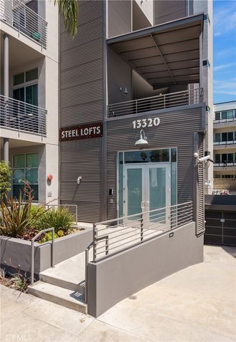 13320 Beach Avenue 301, Marina Del Rey, CA 90292