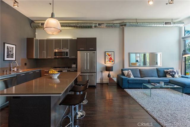 13320 Beach Avenue 301, Marina Del Rey, CA 90292