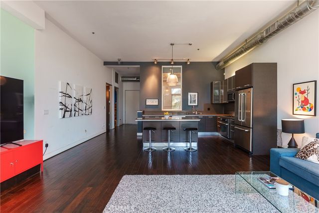 13320 Beach Avenue 301, Marina Del Rey, CA 90292